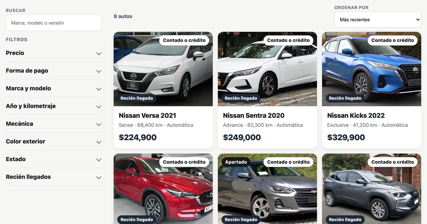 Página web de un lote en HS AutoLote: autos con foto, precio, año, kilometraje y transmisión, con buscador y filtros